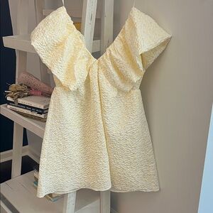 Chic Yellow Textured Mini Dress